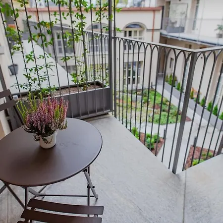 Bonbon, Terrazzino, Palestra Apartment *