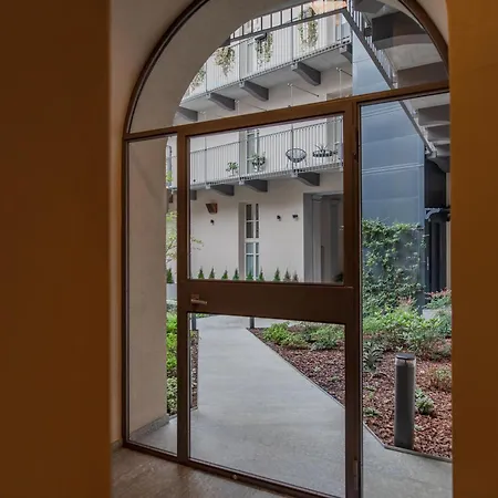 Bonbon, Terrazzino, Palestra تورينو