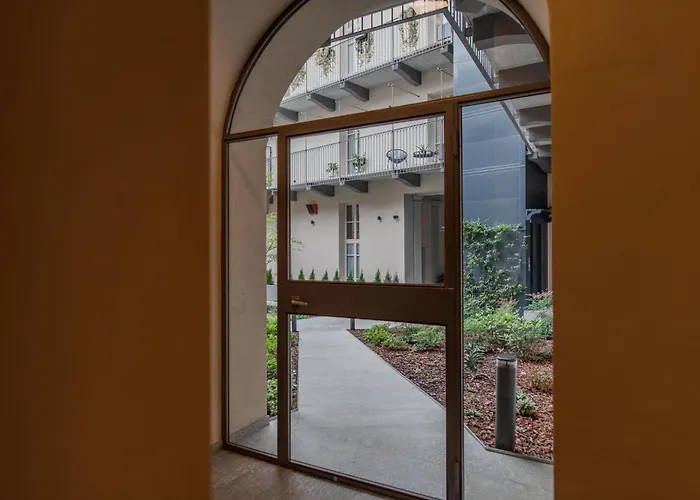 Bonbon, Terrazzino, Palestra Turín